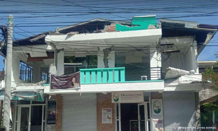Φιλιππίνες: Τουλάχιστον δύο νεκροί και δεκάδες τραυματίες μετά τον ισχυρό σεισμό