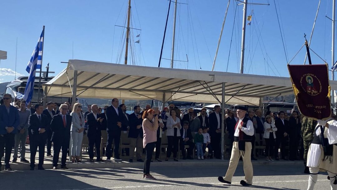 parelasi-ethnikis-anatasis-ston-volo-me-tis-simaies-na-kymatizoyn-psila-eikones-1256646